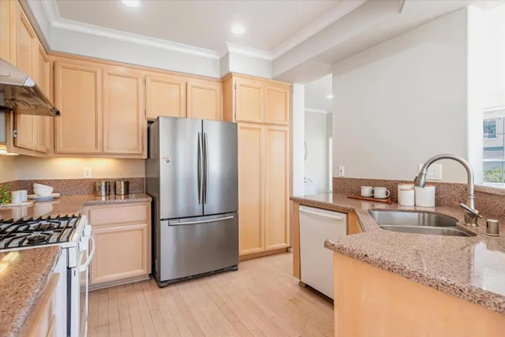 534 Shoal Circle, None, California 94065