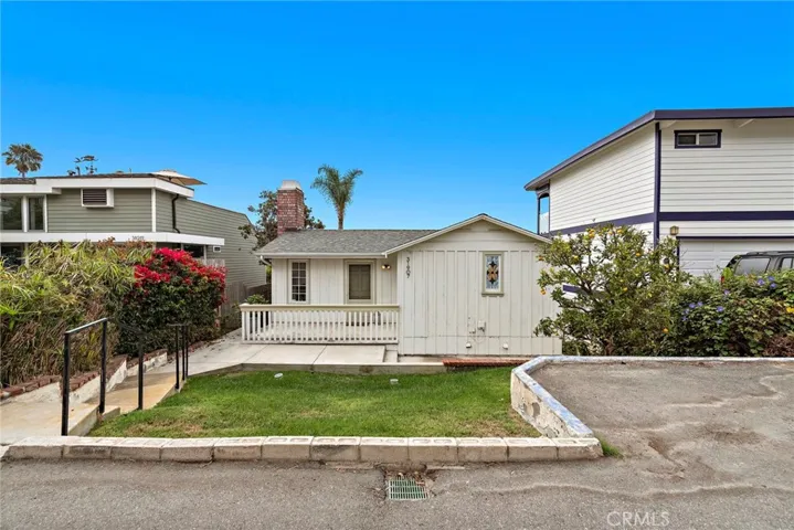 31907 Crestwood Place, Laguna Beach, California 92651