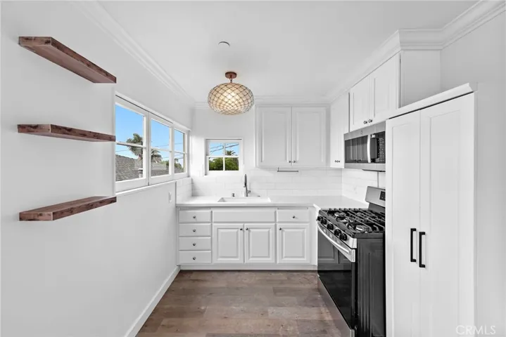 31907 Crestwood Place, Laguna Beach, California 92651