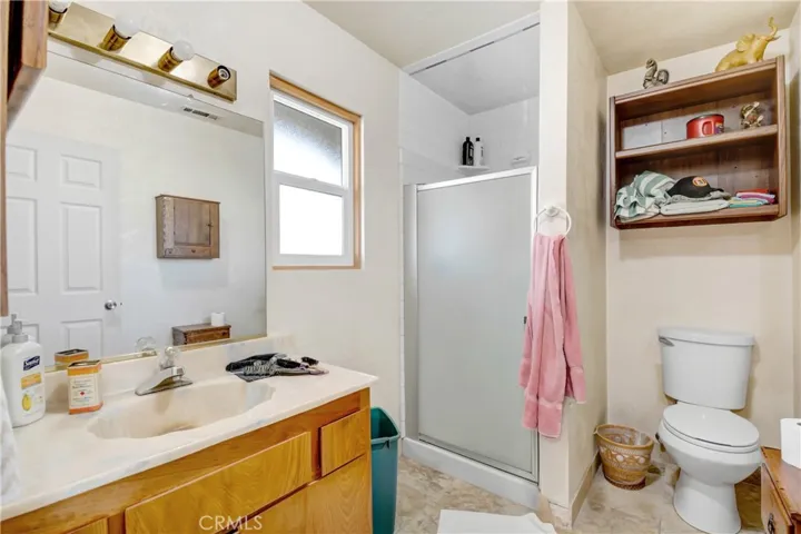 338 E 5th Street, San Jacinto, California 92583