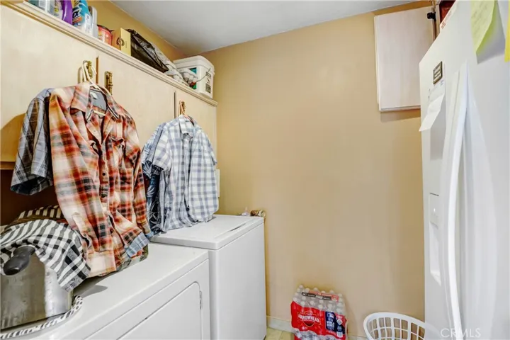 338 E 5th Street, San Jacinto, California 92583
