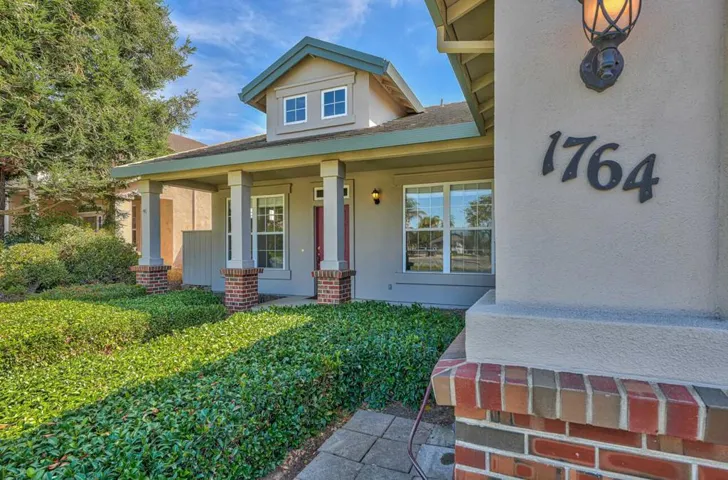 1764 Windsor Street, Salinas, California 93906