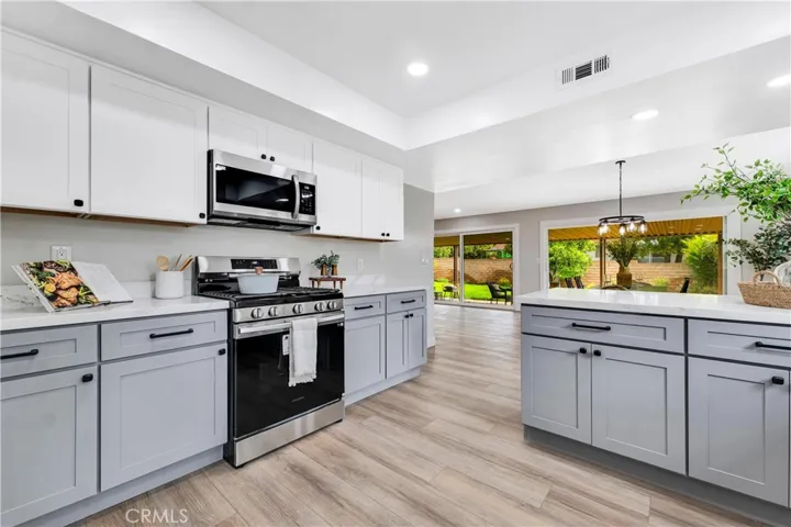 10928 Baird Avenue, Porter Ranch, California 91326