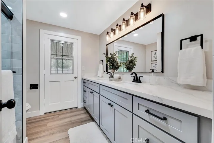 10928 Baird Avenue, Porter Ranch, California 91326