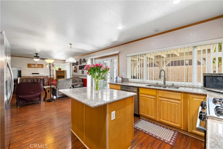 40411 Tesoro Lane, Palmdale, California 93551