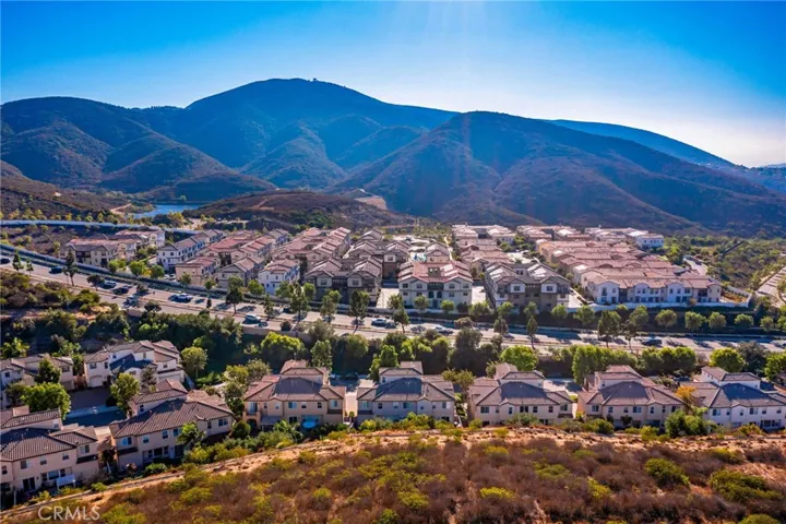Close to Discovery Lake, University, Kaiser, and top rated schools of San Marcos