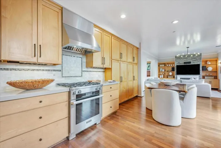 536 Hopkins Street, Menlo Park, California 94025