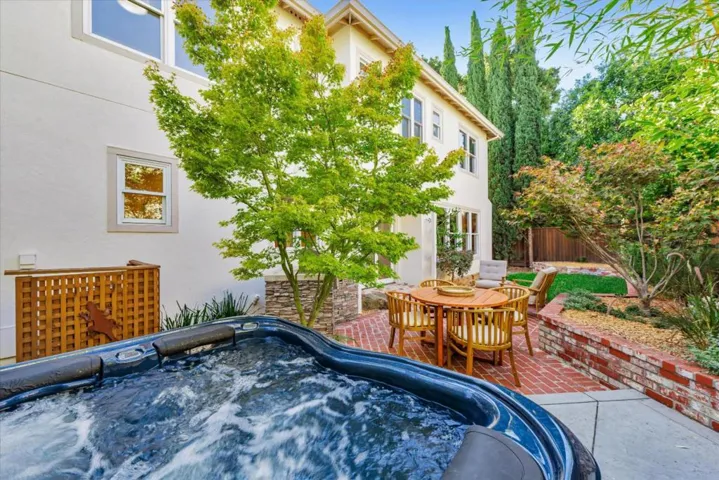 536 Hopkins Street, Menlo Park, California 94025