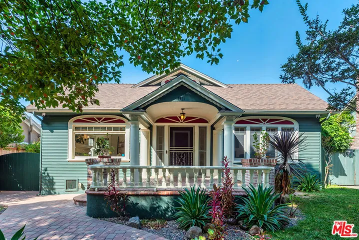 1315 N Genesee Avenue, Los Angeles, California 90046