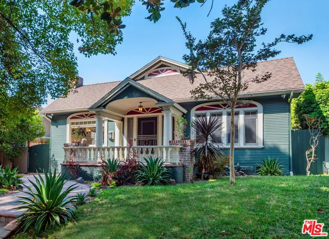 1315 N Genesee Avenue, Los Angeles, California 90046