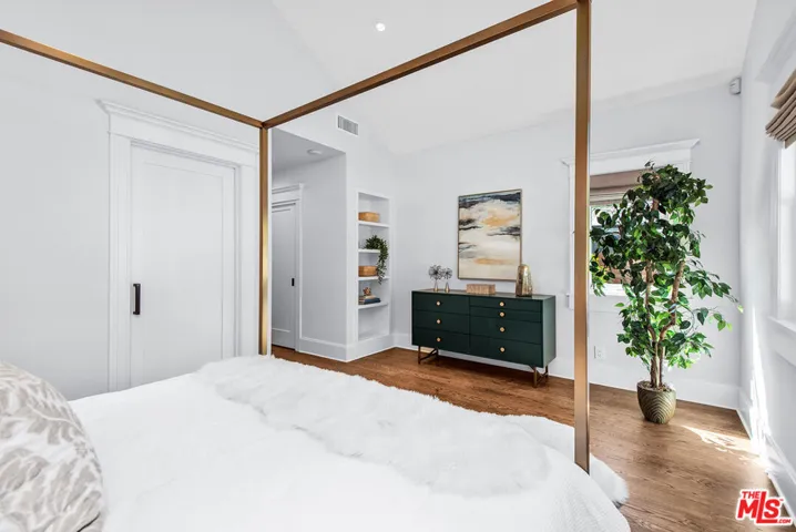 1315 N Genesee Avenue, Los Angeles, California 90046