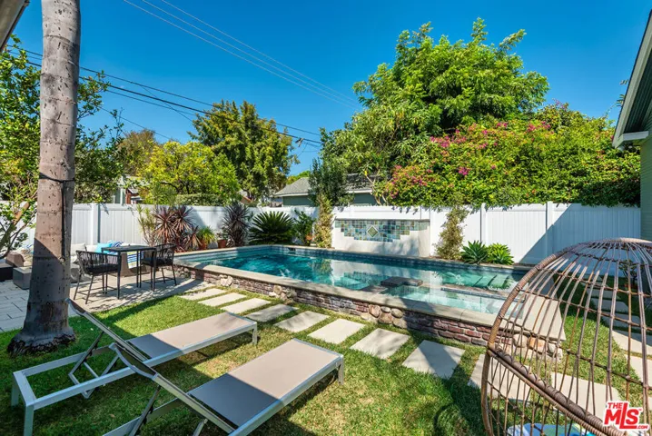 1315 N Genesee Avenue, Los Angeles, California 90046