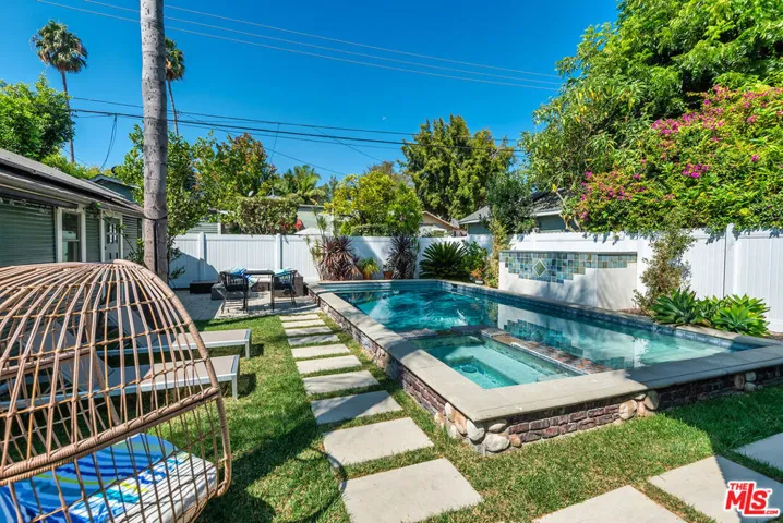 1315 N Genesee Avenue, Los Angeles, California 90046
