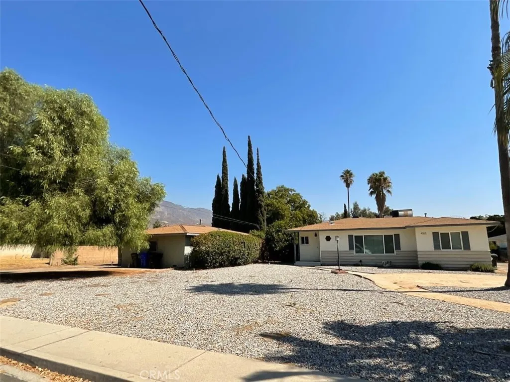 4165 N 3rd Avenue, San Bernardino, California 92407 home-pic-1