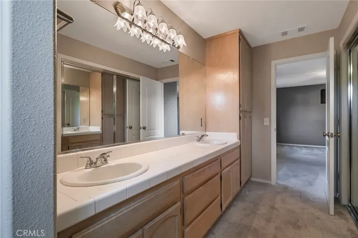 1863 Lodge Pine Lane, Chico, California 95926
