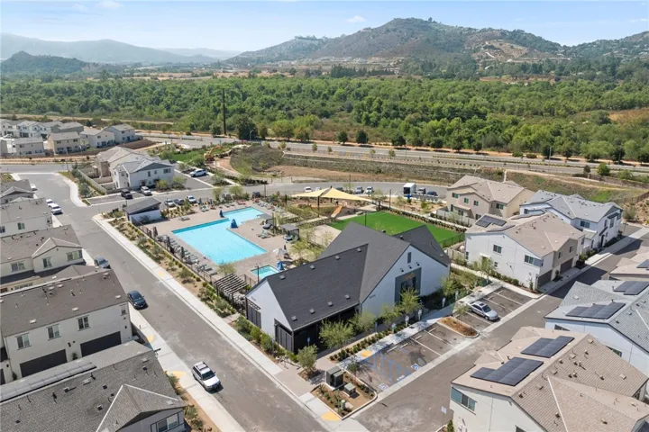35127 Rangpur Lane, Fallbrook, California 92028