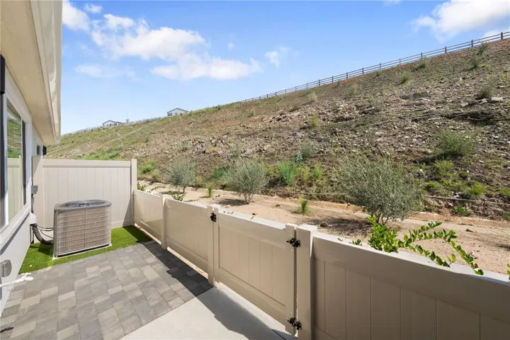 35127 Rangpur Lane, Fallbrook, California 92028