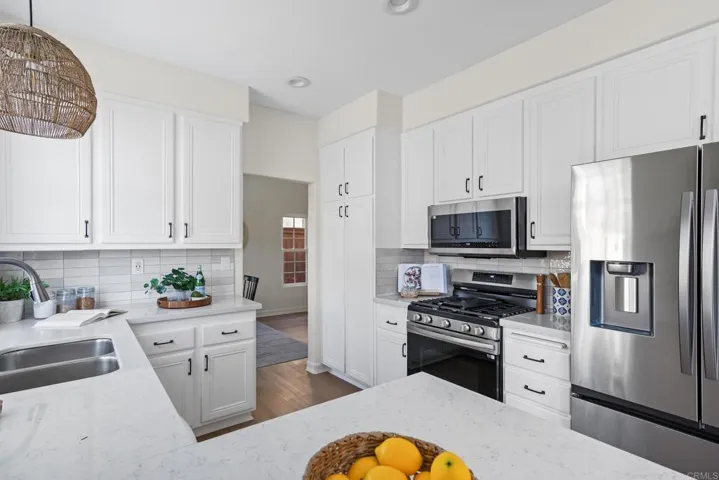 1024 Honeysuckle Drive, San Marcos, California 92078