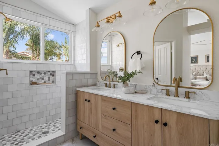 1024 Honeysuckle Drive, San Marcos, California 92078