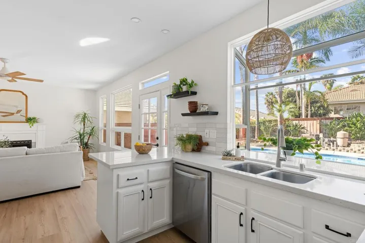 1024 Honeysuckle Drive, San Marcos, California 92078