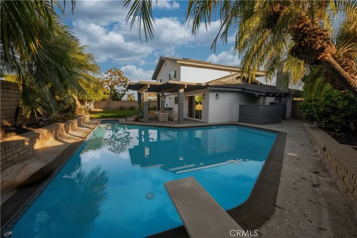 203 N Barryknoll Street, Anaheim Hills, California 92807