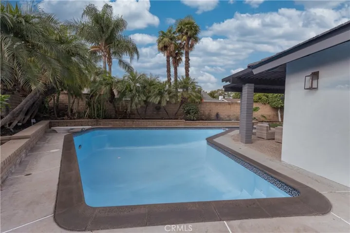 203 N Barryknoll Street, Anaheim Hills, California 92807