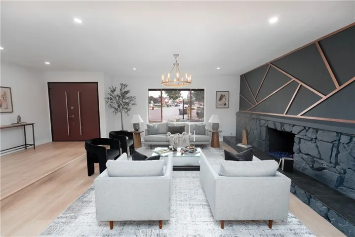 203 N Barryknoll Street, Anaheim Hills, California 92807