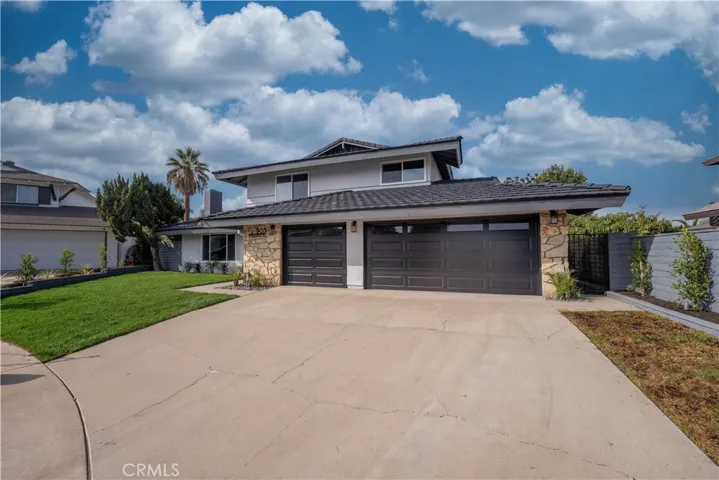 203 N Barryknoll Street, Anaheim Hills, California 92807