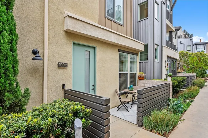 1004 Katama Bay Drive, Costa Mesa, California 92627