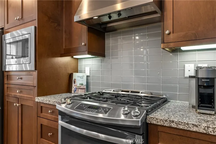 1004 Katama Bay Drive, Costa Mesa, California 92627
