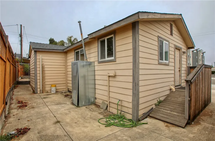 189 N 14th Street, Grover Beach, California 93433