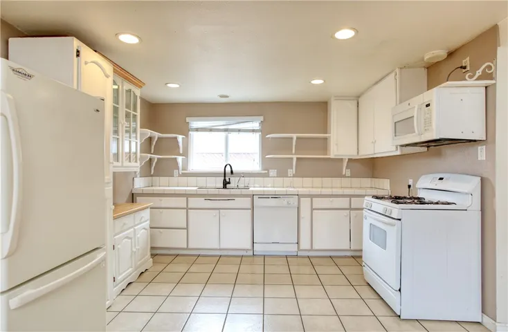 189 N 14th Street, Grover Beach, California 93433