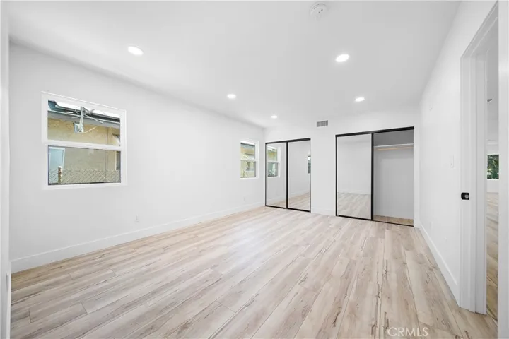 651 Workman PRIMARY BEDROOM