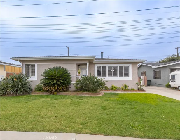  Front of the house