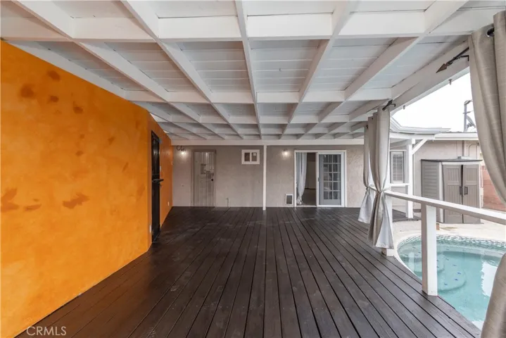 Awesome pool deck with enclosed patio