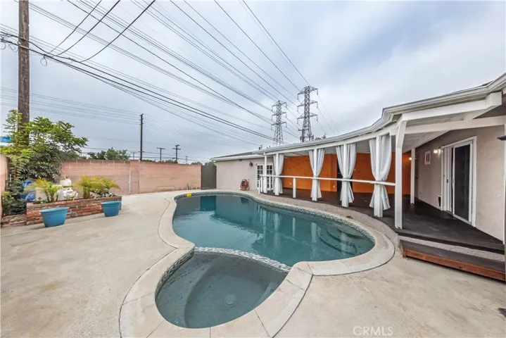 Another view of the amazing view and backyard
