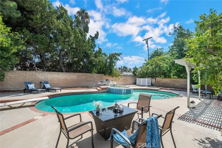 9350 Tampa Avenue, Northridge, California 91324