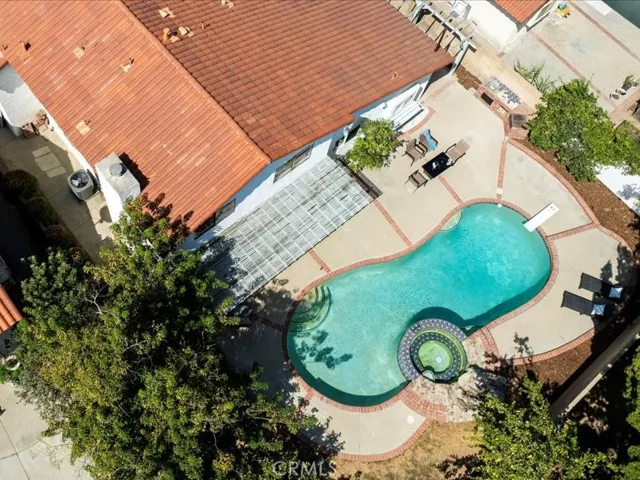 9350 Tampa Avenue, Northridge, California 91324