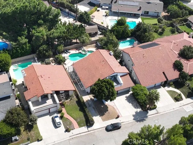 9350 Tampa Avenue, Northridge, California 91324
