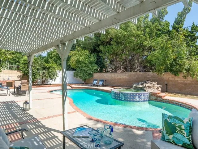 9350 Tampa Avenue, Northridge, California 91324