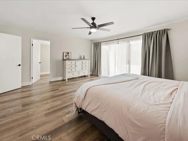 9350 Tampa Avenue, Northridge, California 91324