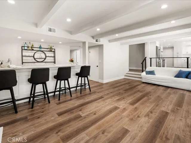 9350 Tampa Avenue, Northridge, California 91324