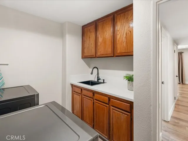 9350 Tampa Avenue, Northridge, California 91324