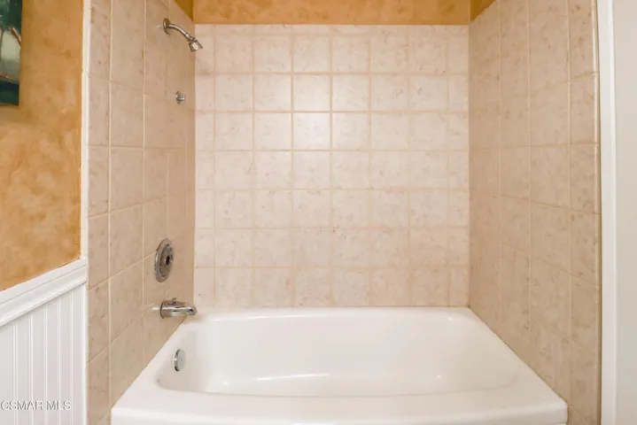 dBathroom12