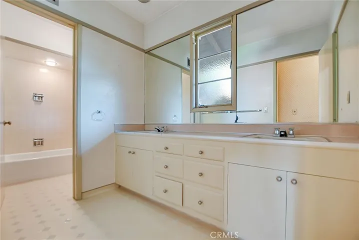 20880 E Mesarica Road, Covina, California 91724