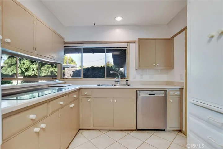 20880 E Mesarica Road, Covina, California 91724