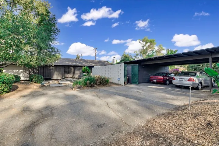 20880 E Mesarica Road, Covina, California 91724