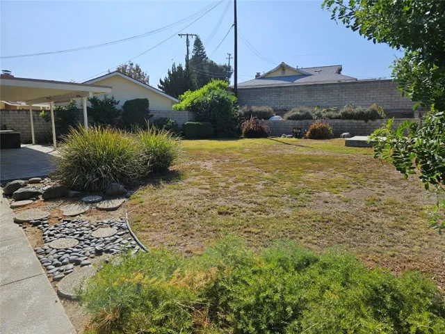 1221 Cobblestone Road, La Habra, California 90631