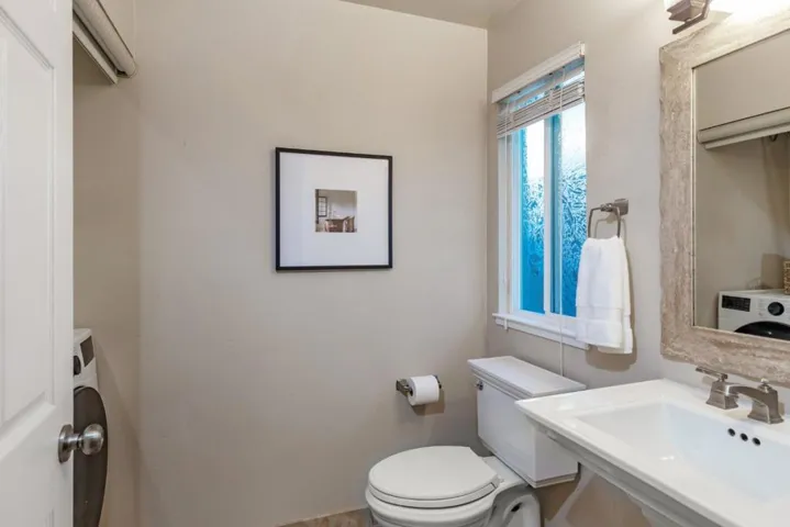 204 Charter Oaks Circle, Los Gatos, California 95032