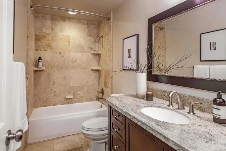 204 Charter Oaks Circle, Los Gatos, California 95032